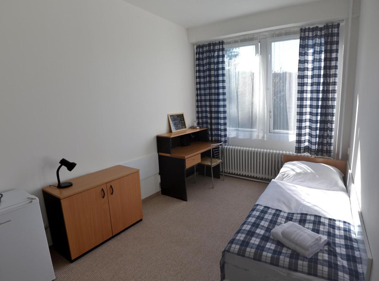 Hotel Hlaska Zlenice ห้อง รูปภาพ
